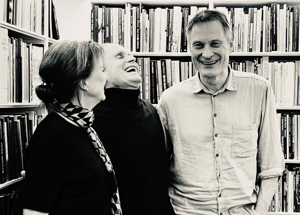 Elisabeth Nøjgaard, Peter Høeg og Claus Meyer på Rungstedlund