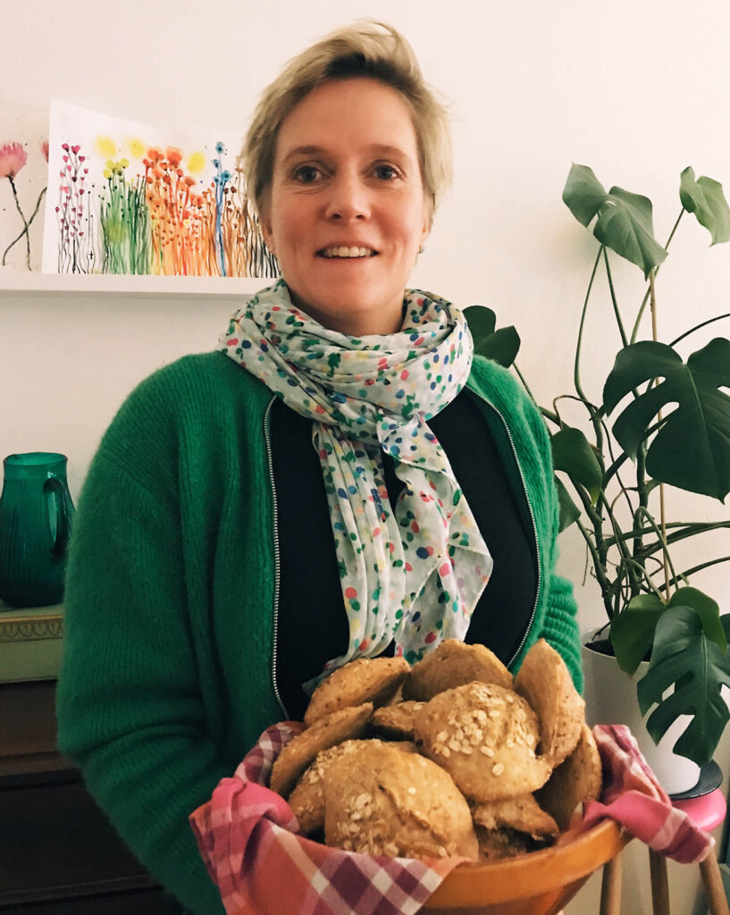 Vibeke med æbleboller