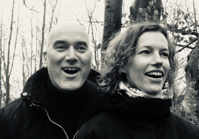 Dorte og Martin synger